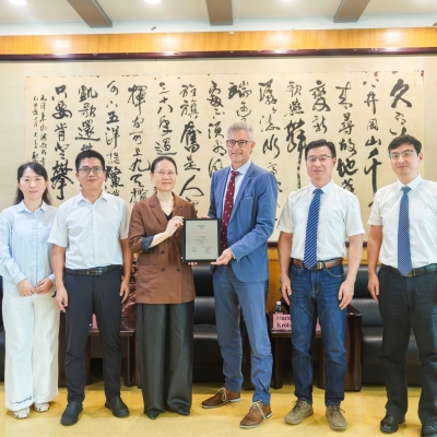 國際脊柱外科專家Kroeber教授2025中國行